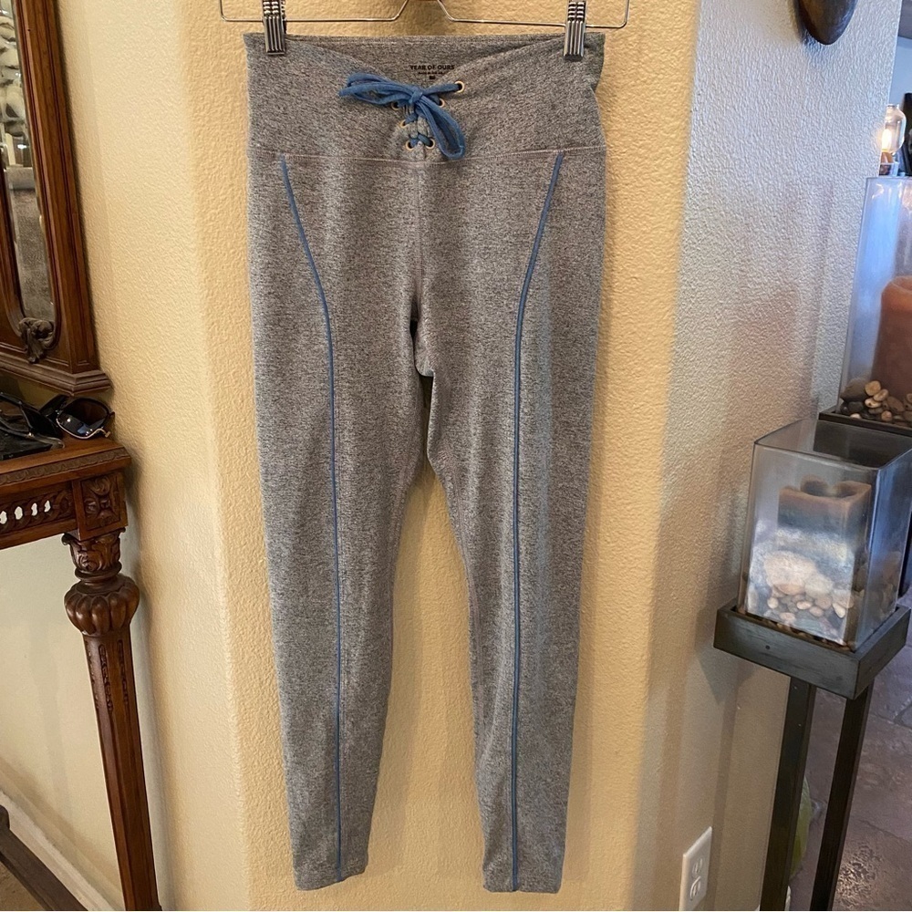 YEAR OF OURS Women Gray Blue Lace Front Athletic Leggings Size Small